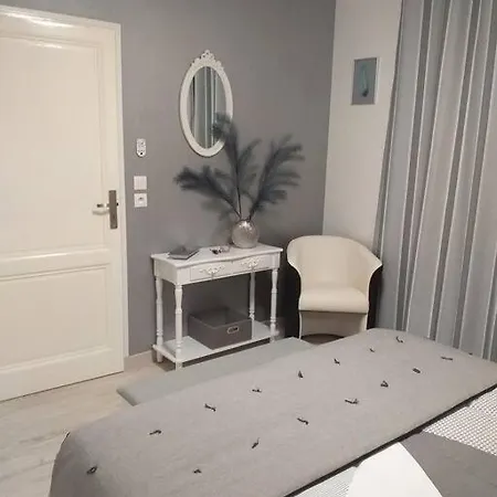 Hébergement de vacances Gîte 3 étoiles Lou Gaston *