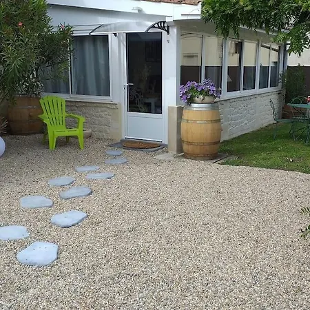Hébergement de vacances Gîte 3 étoiles Lou Gaston Castillon-la-Bataille