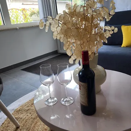 Holiday home 3 Etoiles Lou Gaston Castillon-la-Bataille