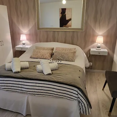 Hébergement de vacances Gîte 3 étoiles Lou Gaston *